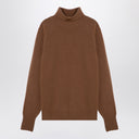 Suéter de cuello de tortuga de color camello en lana en lana