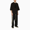 Maglietta Paura di Dio con il nero Milano 8 ricamo