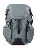 Sacs Oakley..