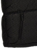 GCDS partout dans le logo gilet