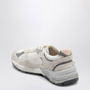 Golden Goose Dad Star Sneakers blancs en détresse / gris