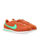 Nike-Turnschuhe