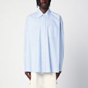 La nostra camicia presa in prestito a strisce azzurra eredità