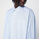 La nostra camicia presa in prestito a strisce azzurra eredità