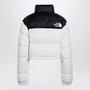 La giacca a faccia a nord verso il basso nutrì bianco ritagliata