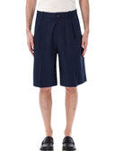 Pantaloncini nove al mattino blu