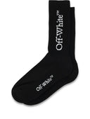 Uit wit ondergoed zwart