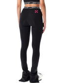 Aus weißer Hose schwarz