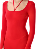 Andrea Adamo se viste rojo