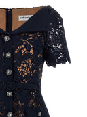 Autoportret „granatowy koronkowy sukienka midi”