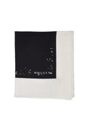 Alexander Mcqueen-sjaal met logo Mcqueen