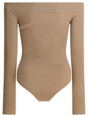 Body Alaïa con hombros descubiertos