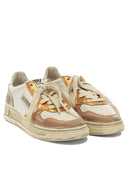 Autry "Medalist Low Super Vintage" Low Top Sneakers