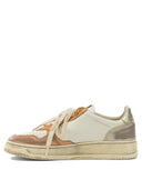 Autry "Medalist Low Super Vintage" Low Top Sneakers