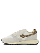 Baskets et slip-on Autry