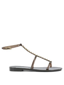 Menghi-sandalen