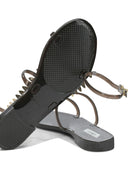 Menghi-sandalen