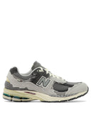 New Balance "2002 R Protection Pack" Low Sneakers