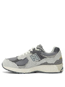 New Balance "2002 R Protection Pack" Low Sneakers