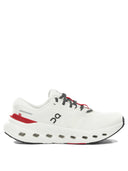 Over het runnen van lage sneakers "Cloud Runner 3".