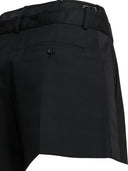 Oficjalne szorty Sacai „Sacai X Suiting”.