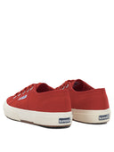 Baskets et chaussures à enfiler Superga