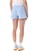 Pantaloncini sportivi e ricchi