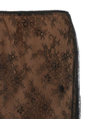 Gonna auto -ritratto "in pizzo nero"