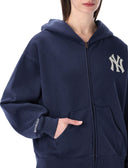 Abbigliamento sportivo e ricco.... Blu