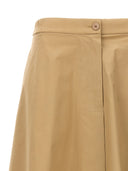 Falda de la puerta de la bodega 'Ari B'