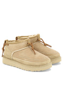 Ugg "Classic Ultra Mini Crafted Regenerate" enkellaarzen