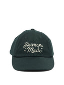 Gorra de béisbol de lana hecha por humanos