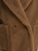 Max Mara mouwloos jack met dubbele rij knopen in teddy