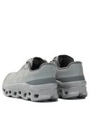 Sobre el uso de zapatillas deportivas "Cloudmonster Void"