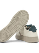 Autry "Medalist Low" Low Top Sneakers