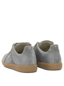 Niskie trampki Maison Margiela „Replica”.