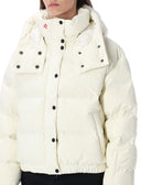 Abbigliamento del momento perfetto.... Bianco