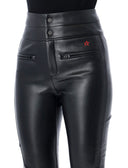 Abbigliamento del momento perfetto.... Nero
