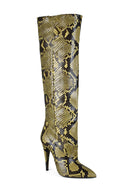 Saint Laurent uda wysokie buty Kiki