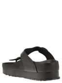 Flip de plataforma Birkenstock Gizeh con plataforma
