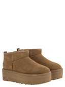 Ugg Ultra mini stivali classici con altopiano