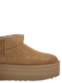 Ugg Ultra mini stivali classici con altopiano