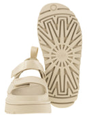 Ugg Goldenglow sandali a cuneo regolabile