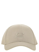 Cappello CP Company con visiera e logo ricamato