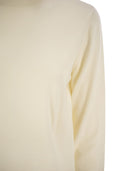 Weekend Max Mara Kiku Turtleneck Sweater In Wool And Silk