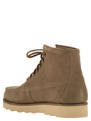 حذاء سيباجو تالا للكاحل من الجلد السويدي