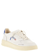 Autry Medalist Low Leather Sneakers With Embossed Logo