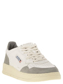 Autry Medalist Low Sneakers In Goatskin And Suede