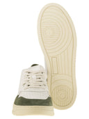Medalista Autry Low Sneakers in Kozy i zamsz