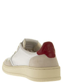 Autry Medalist Low-Sneaker aus Leder und Wildleder